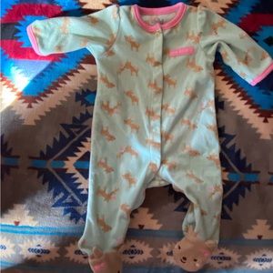 Newborn girls clothes